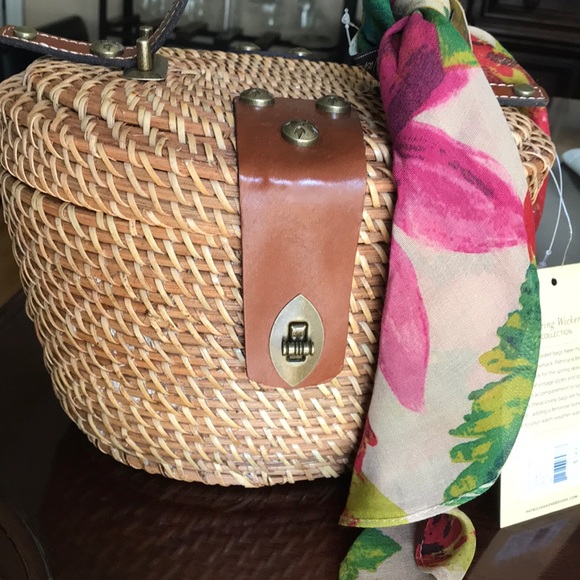❌ Sold ❌Patricia Nash wicker basket bag. - Picture 1 of 4
